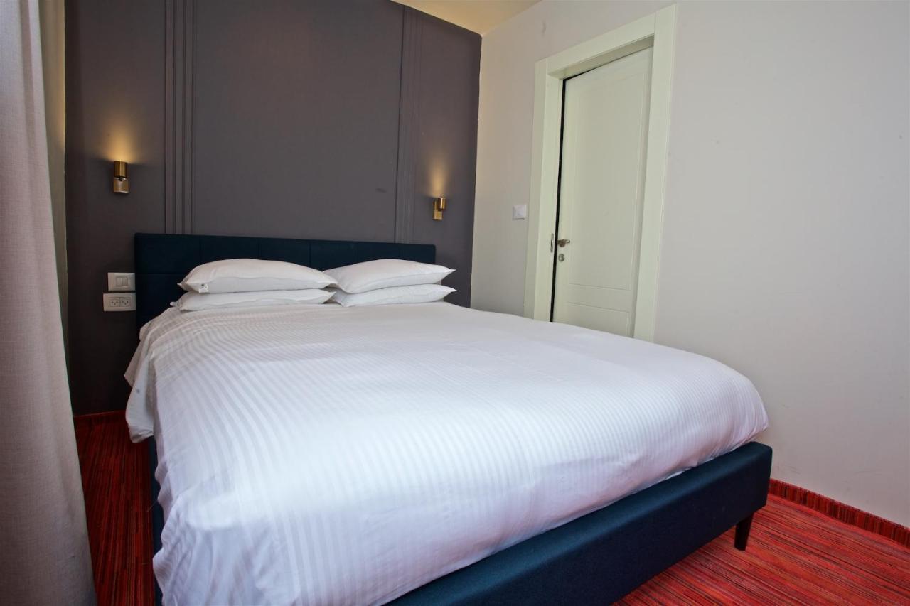 Moon Tlv - 4Th Floor Otel Tel Aviv Dış mekan fotoğraf